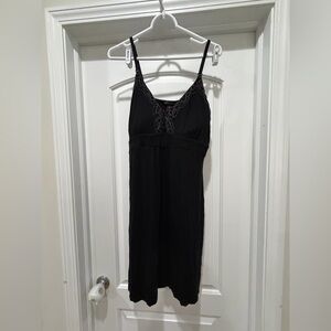 A Pea in the Pod Black Lace-Embroidered Sleep Top